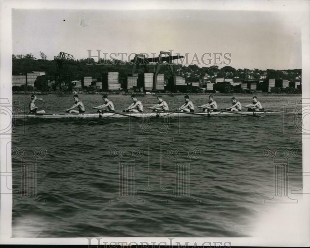1939 Press Photo University Of California Crew At Practice Session - Nes46403