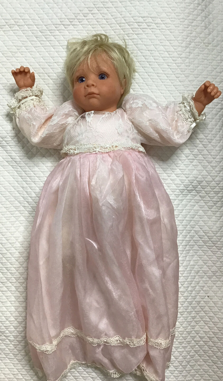 Lee Middleton Baby Doll Pink Gown Blonde Blue Eyes Linda Jointed Arms And Legs