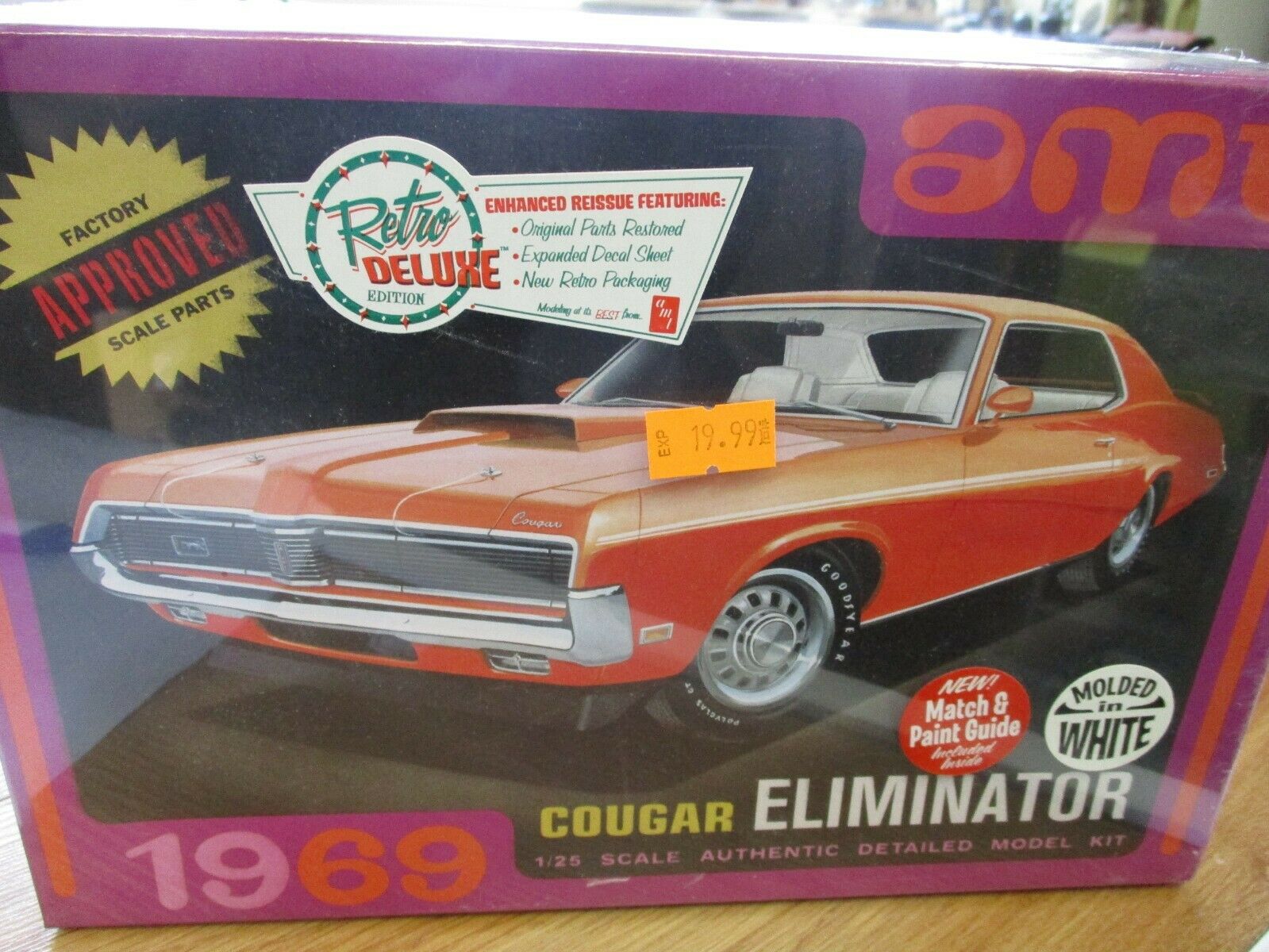 Amt 1/25 Scale 1969 Cougar Eliminator #amt 898/12 Kit-molded In White~new !